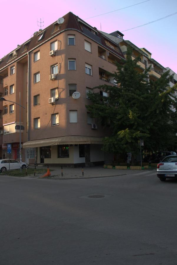 Novi Sad Apartman Tenigo Exterior foto